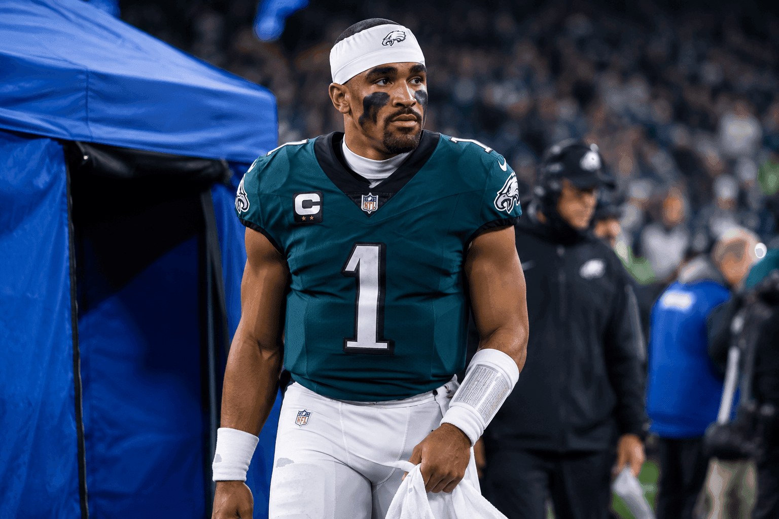 Editorial sports image for Jalen Hurts Clears Concussion Protocol After Brief Scare Against Bears