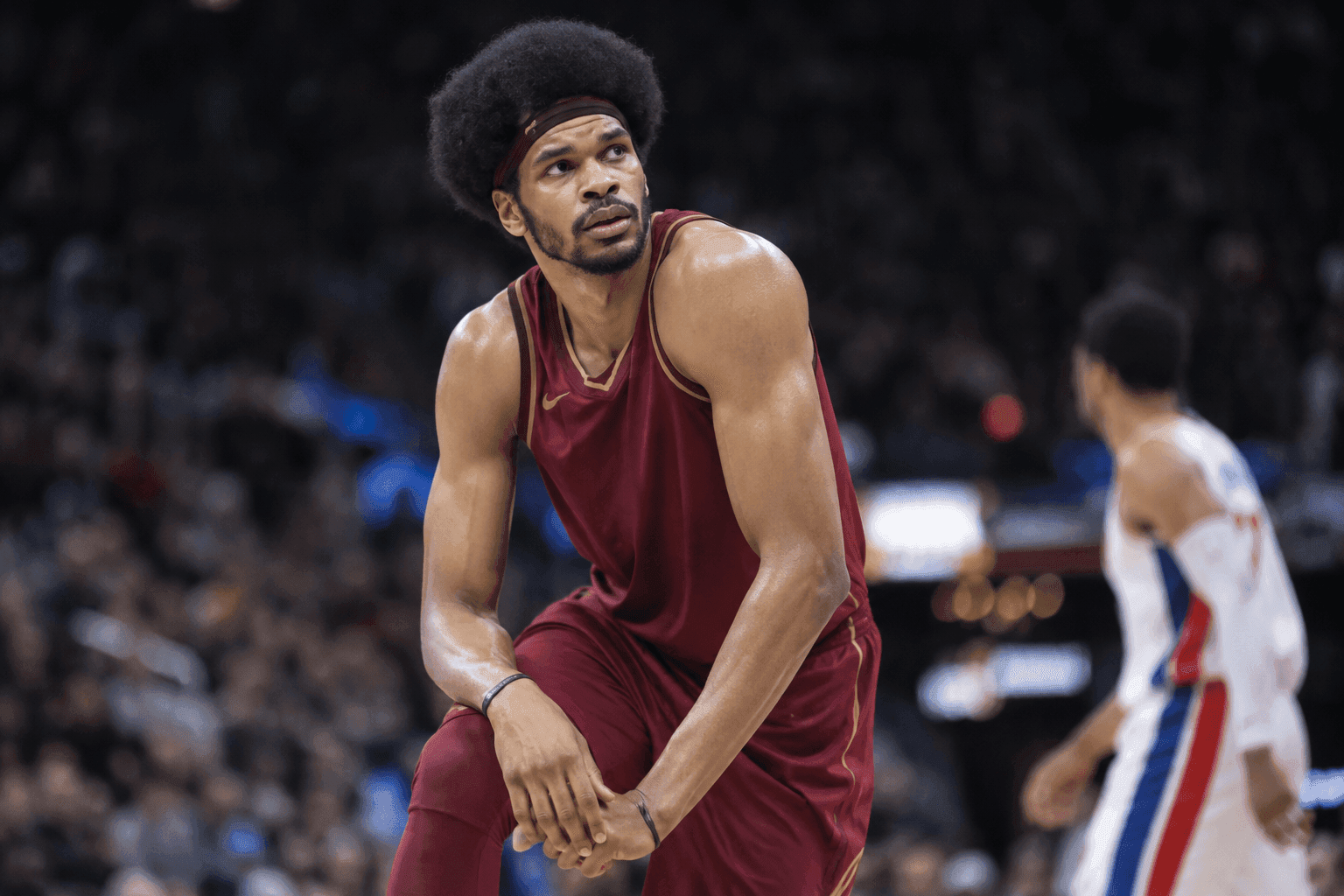 Editorial sports image for Jarrett Allen Listed Questionable With Knee Injury, Leaving the Cavs and Bettors in Limbo