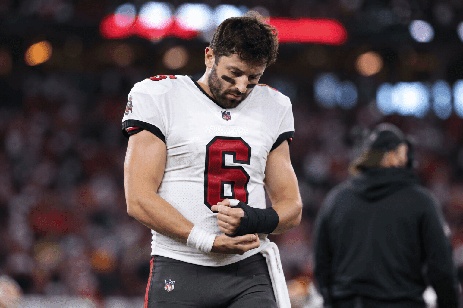 Editorial sports image for Baker Mayfield Dislocates Thumb as the Buccaneers' Season Officially Hits the Panic Button
