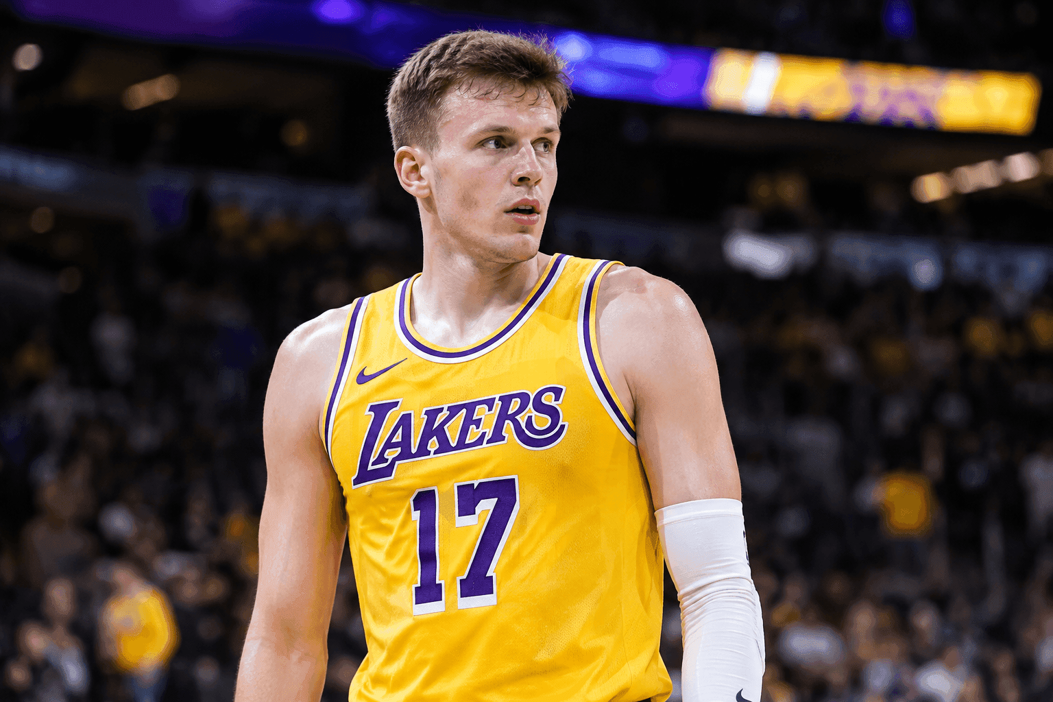 Editorial sports image for Lakers Waive 2024 First-Round Pick Dalton Knecht in Baffling Roster Shakeup