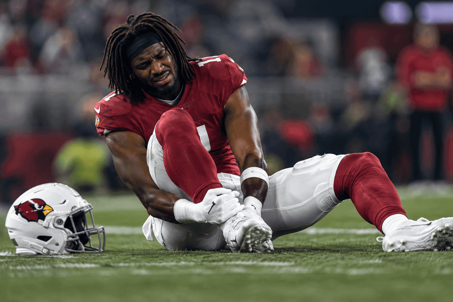 Editorial sports image for Jeremiyah Love's Left Ankle Goes on Strike, Sidelining Cardinals Rookie