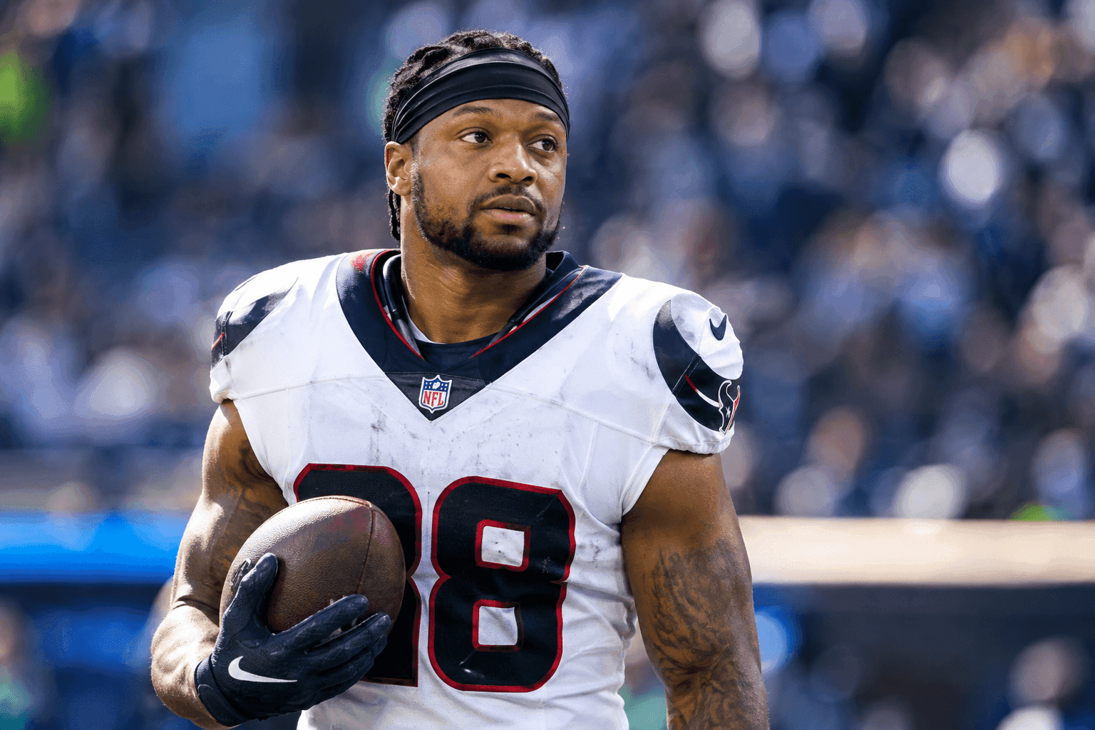 Editorial sports image for Joe Mixon is Working Out for the Seahawks Because the NFL Running Back Carousel Never Stops