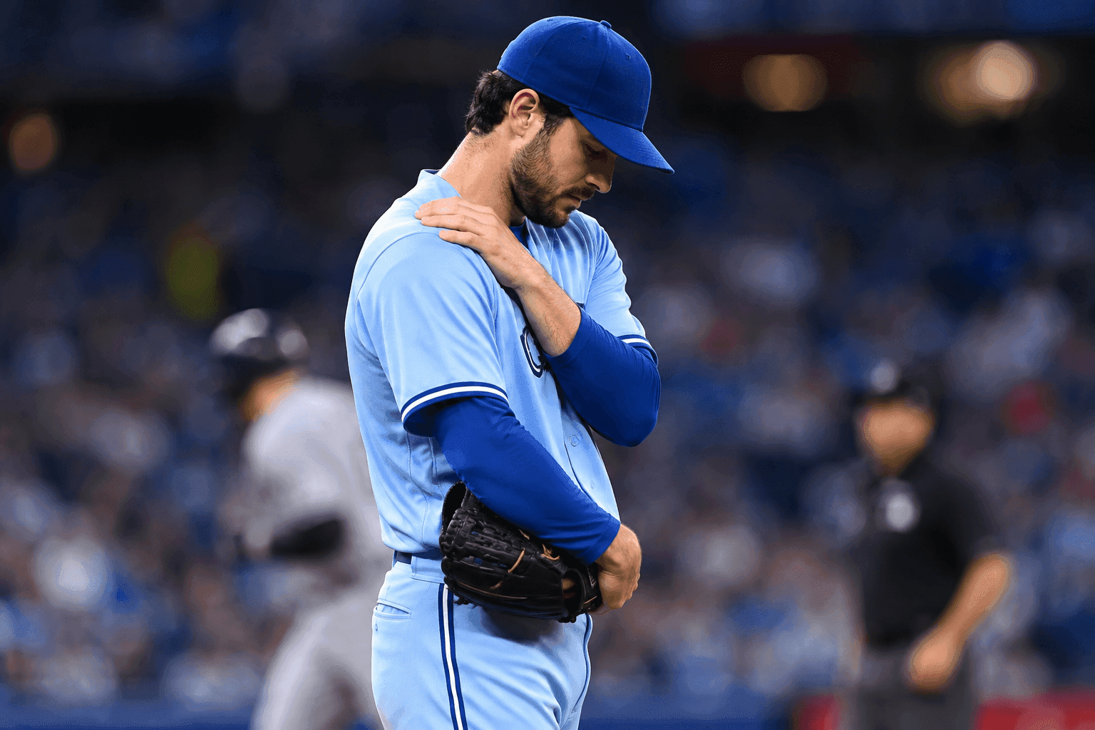 Editorial sports image for Dylan Cease's Shoulder MRI Hits the Panic Button on the Blue Jays' Season