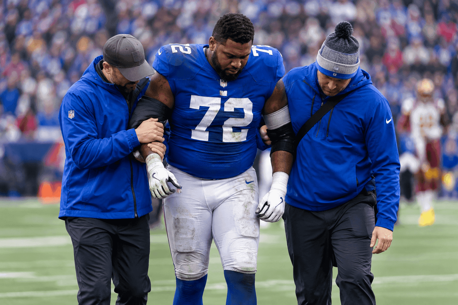 Editorial sports image for Giants RT Jermaine Eluemunor Exits With Injury Amidst Rough Outing in Washington
